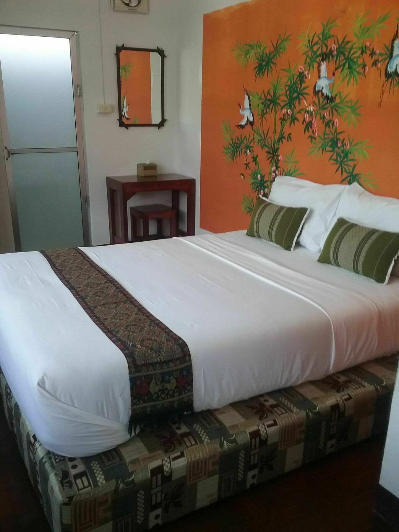 Hotel Born