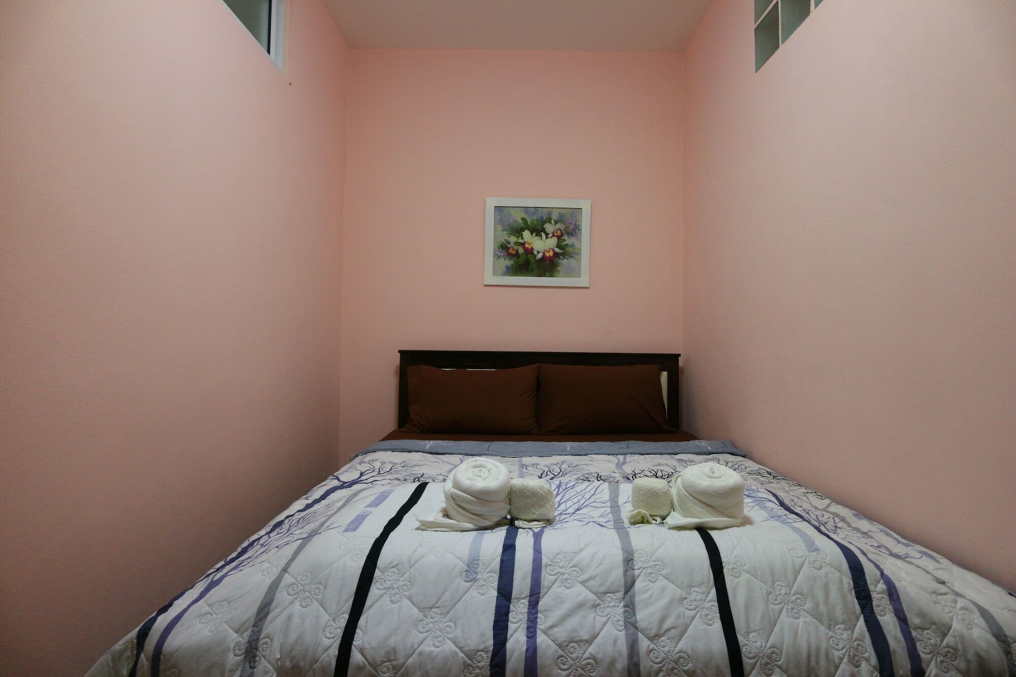 Guest house Baan Jino 2*