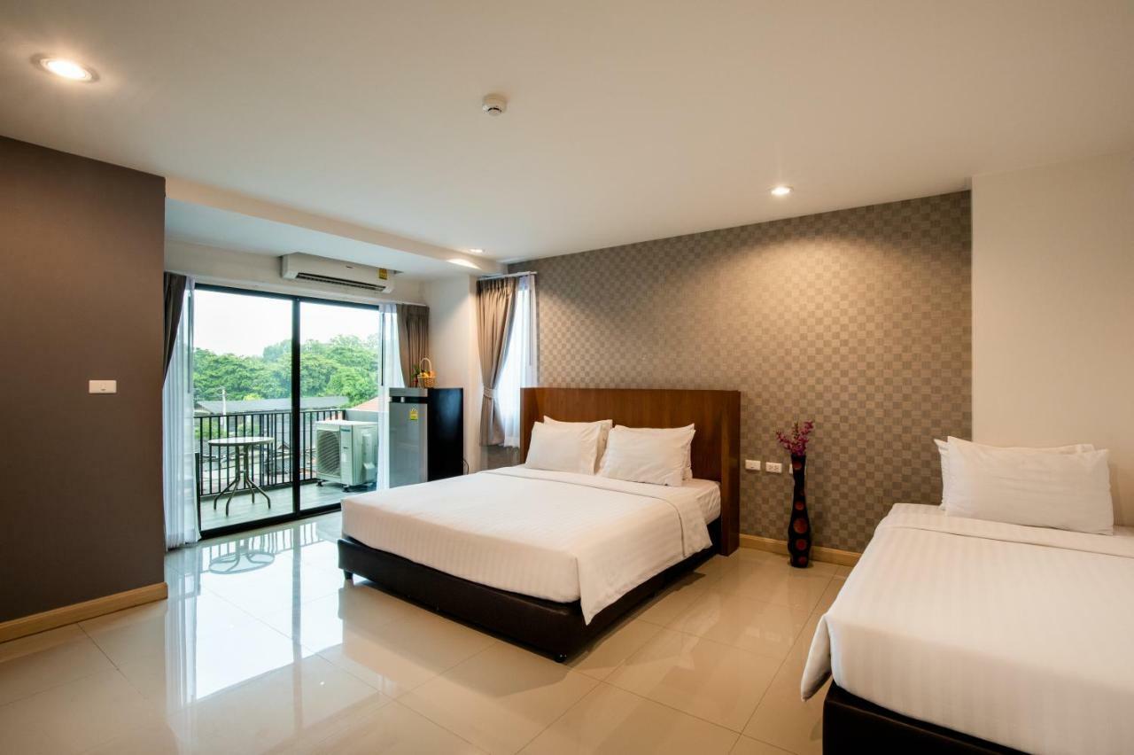 Jira Boutique 3*