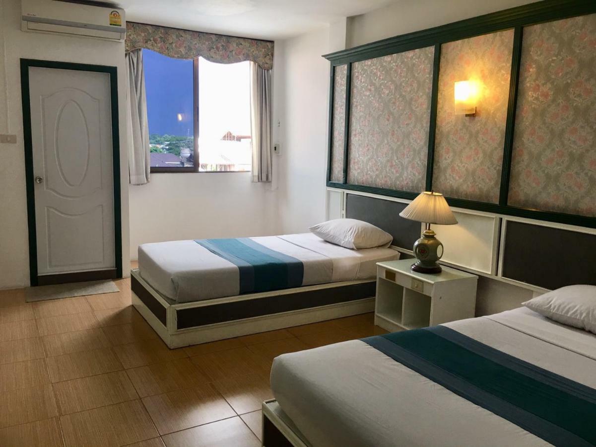 Highway Hotel Chiang Mai