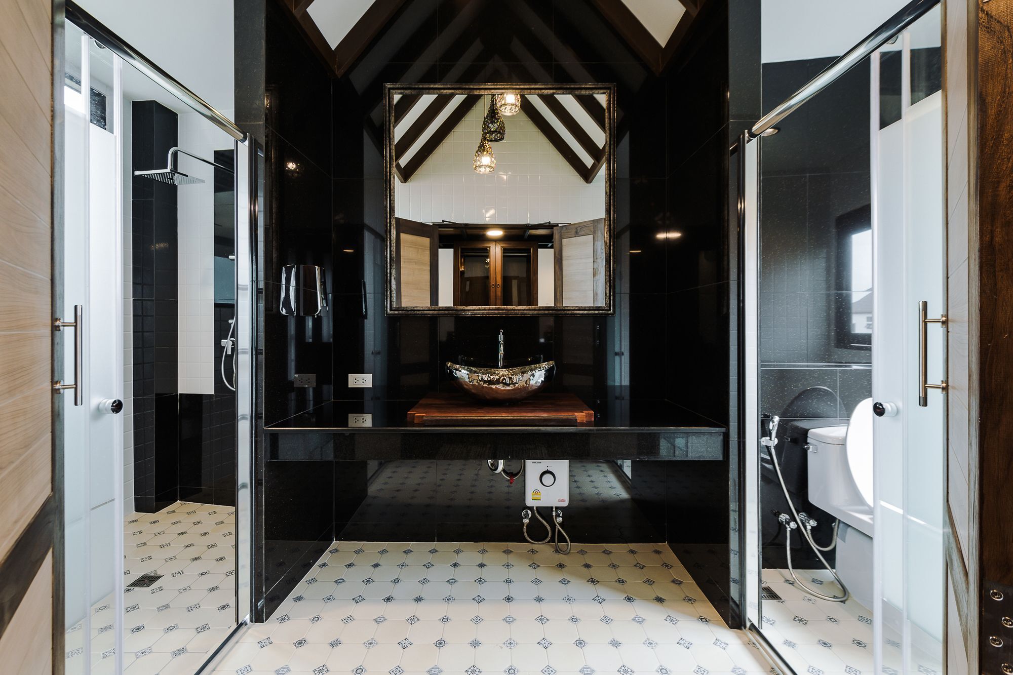 33 Poshtel (adults Only) Hotel 3*