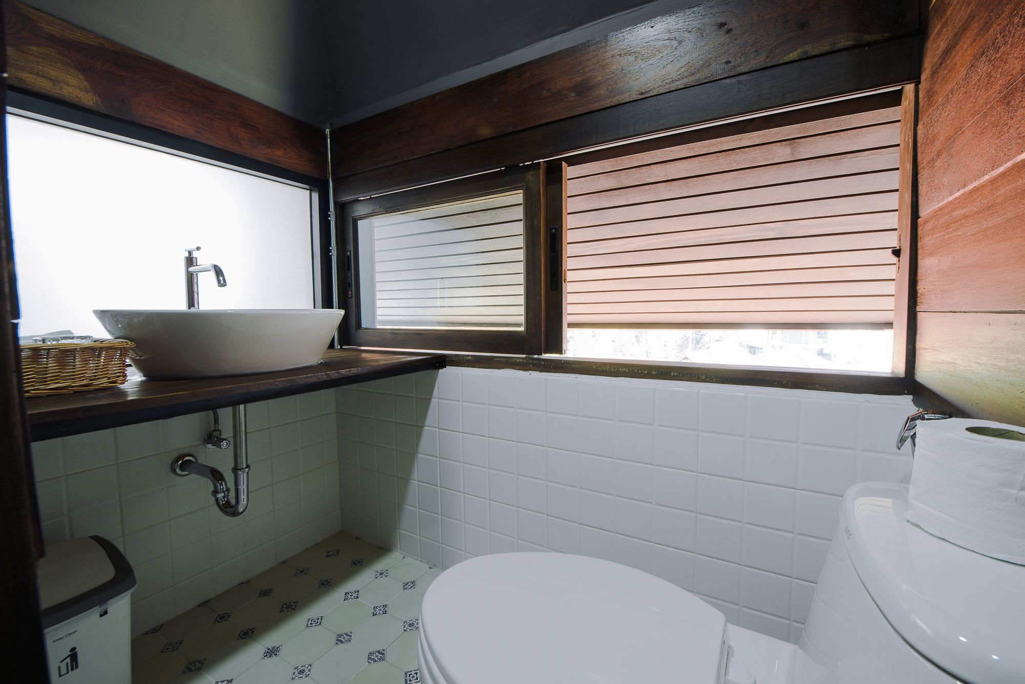33 Poshtel (adults Only) Hotel