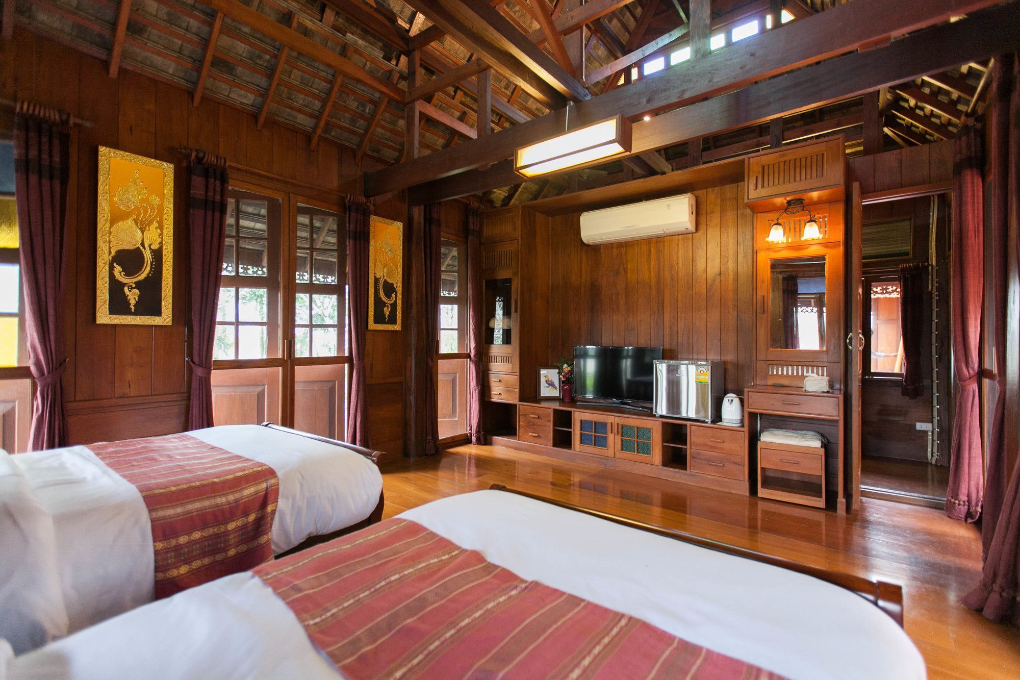 Baansuwanburi Resort 3*