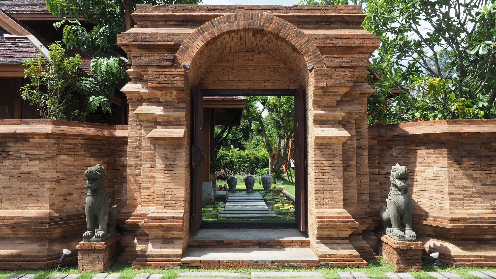 Amata Lanna Village อมตะล้านนาวิลเลจ 4* Chiang Mai