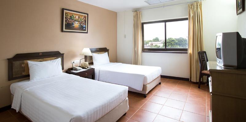 Night Bazaar Place Hotel 3*