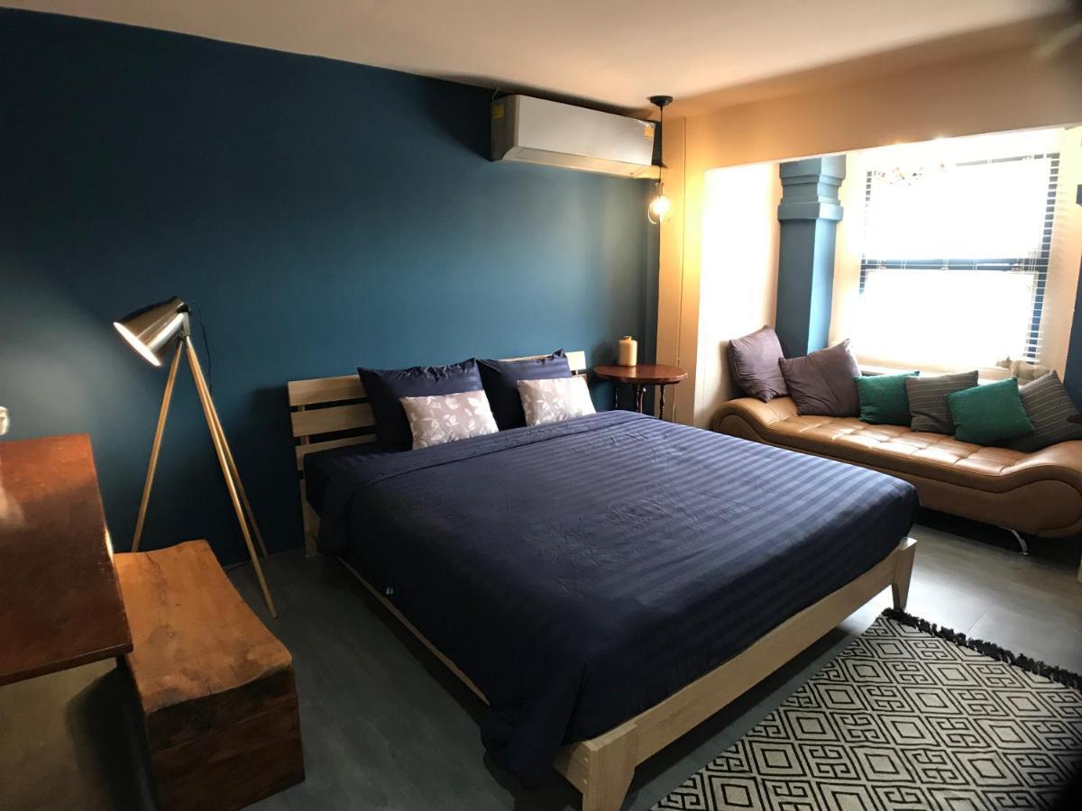 8th House @ Center Of Chiangmai Old Town Apartment Chiang Mai