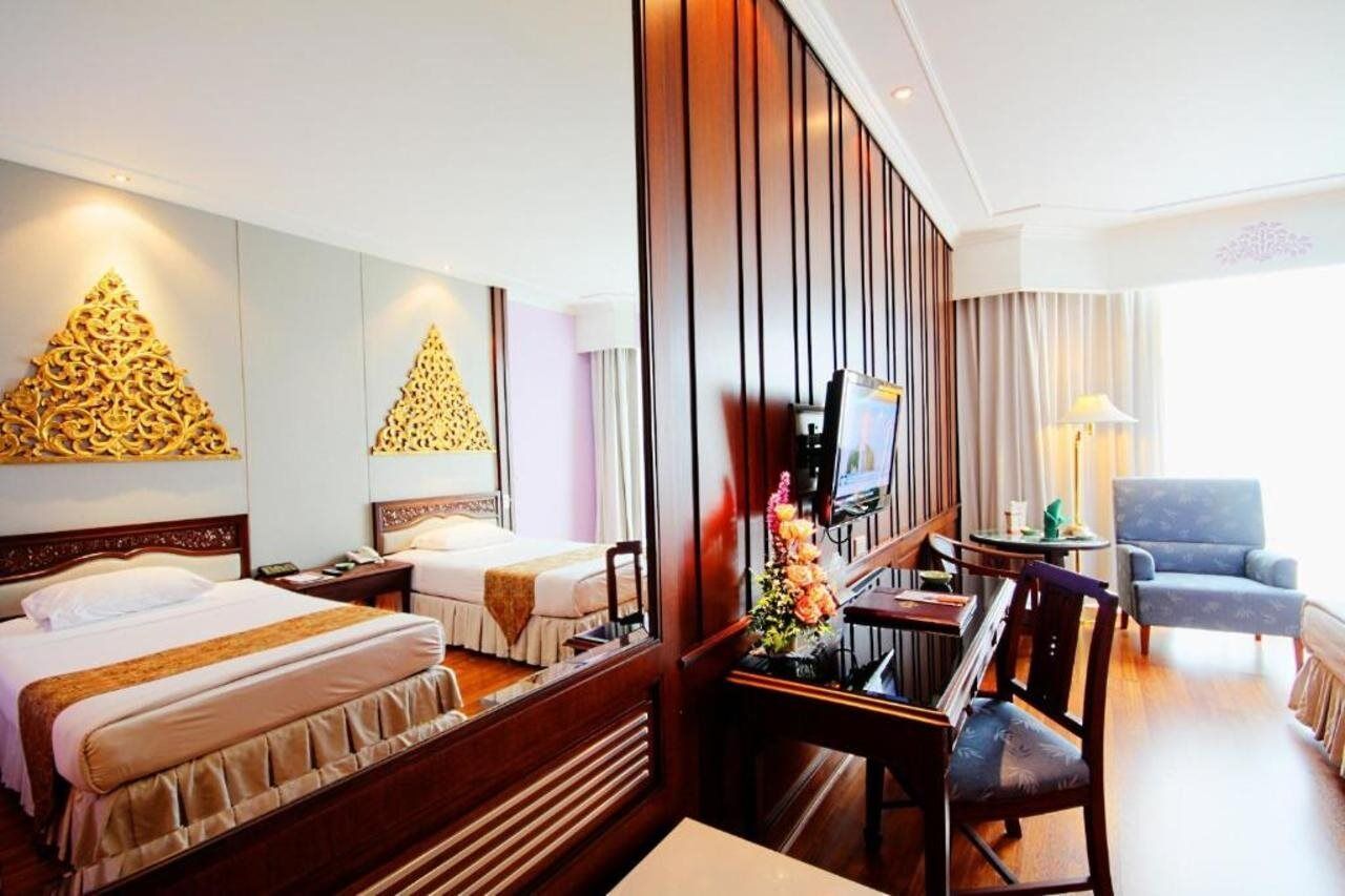 Hotel The Empress - Sha Extra 4*