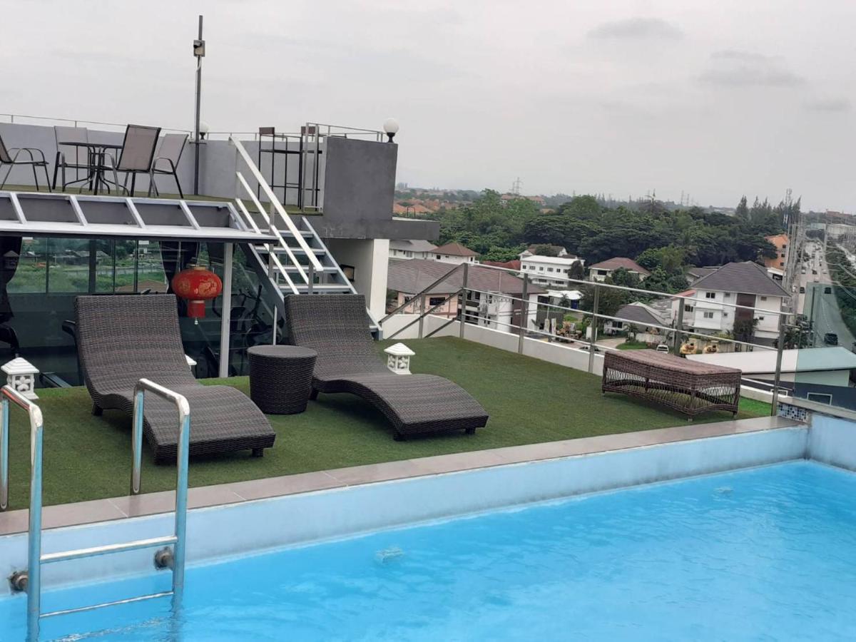 Hotel The Greenery & Chiang Mai