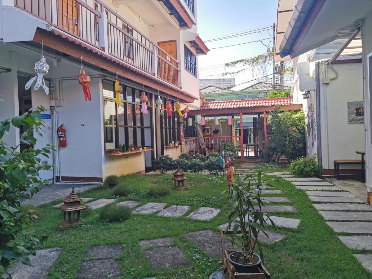 Homestay We 2 *