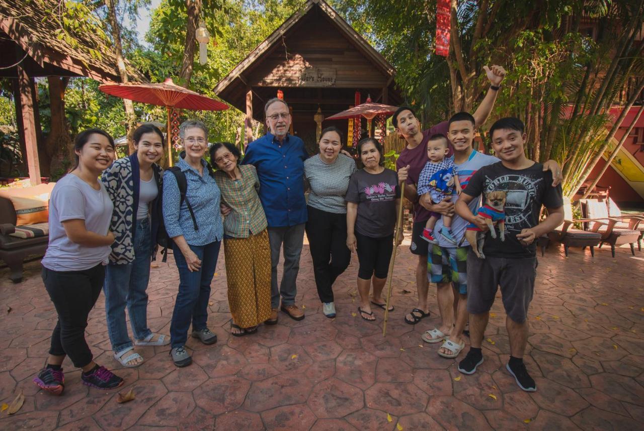 Joy's House & Tour Chiang Mai
