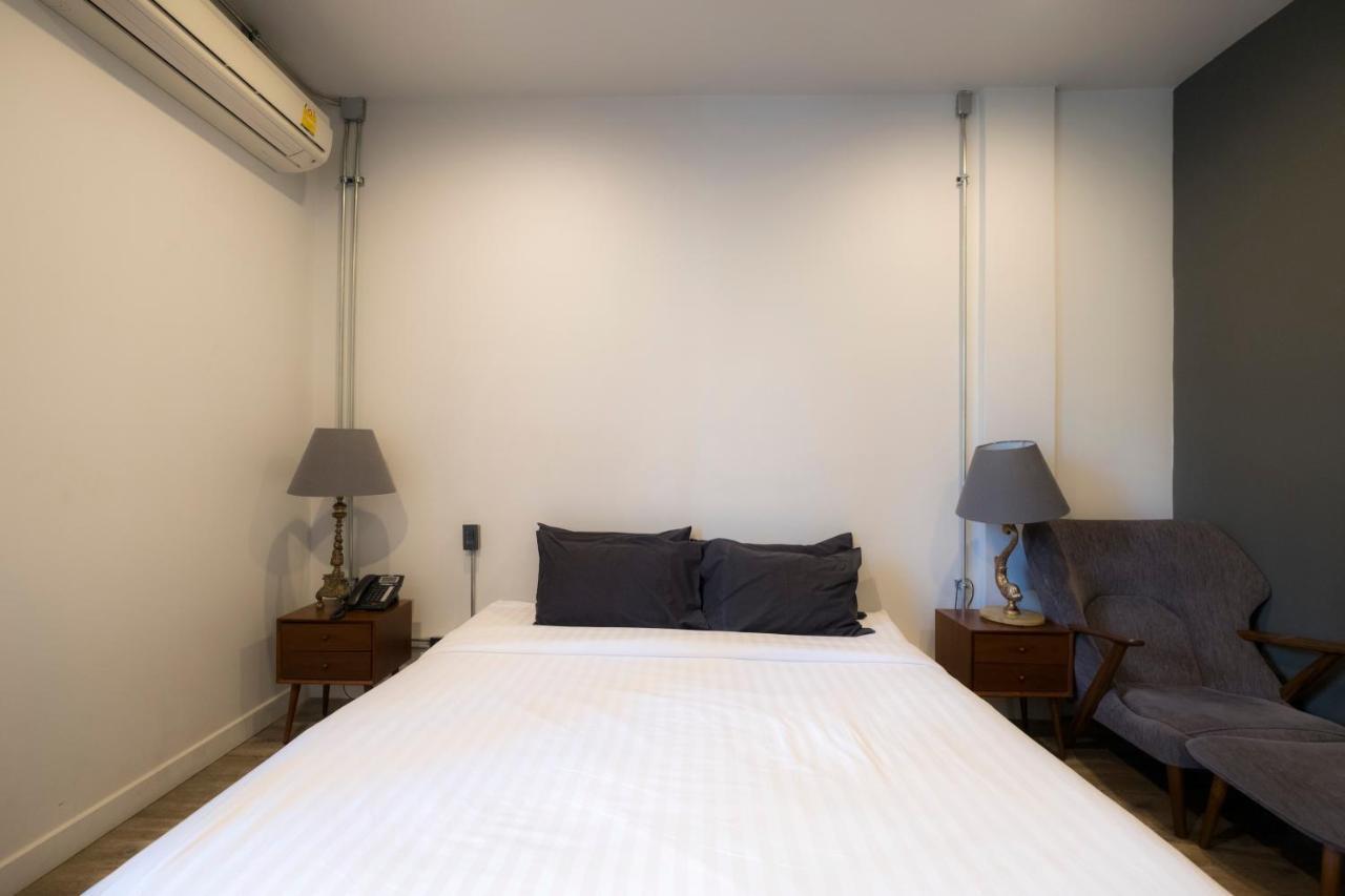 Iron32 Hotel