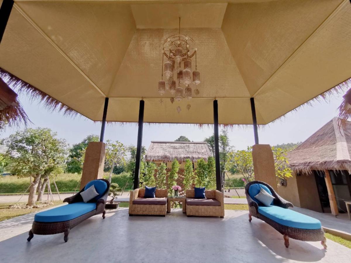 Bed & Breakfast Hideaway