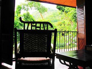 Baan Kaew Mongkorn