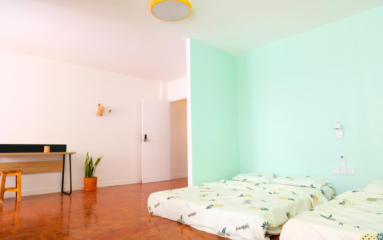 Homestay Float's House