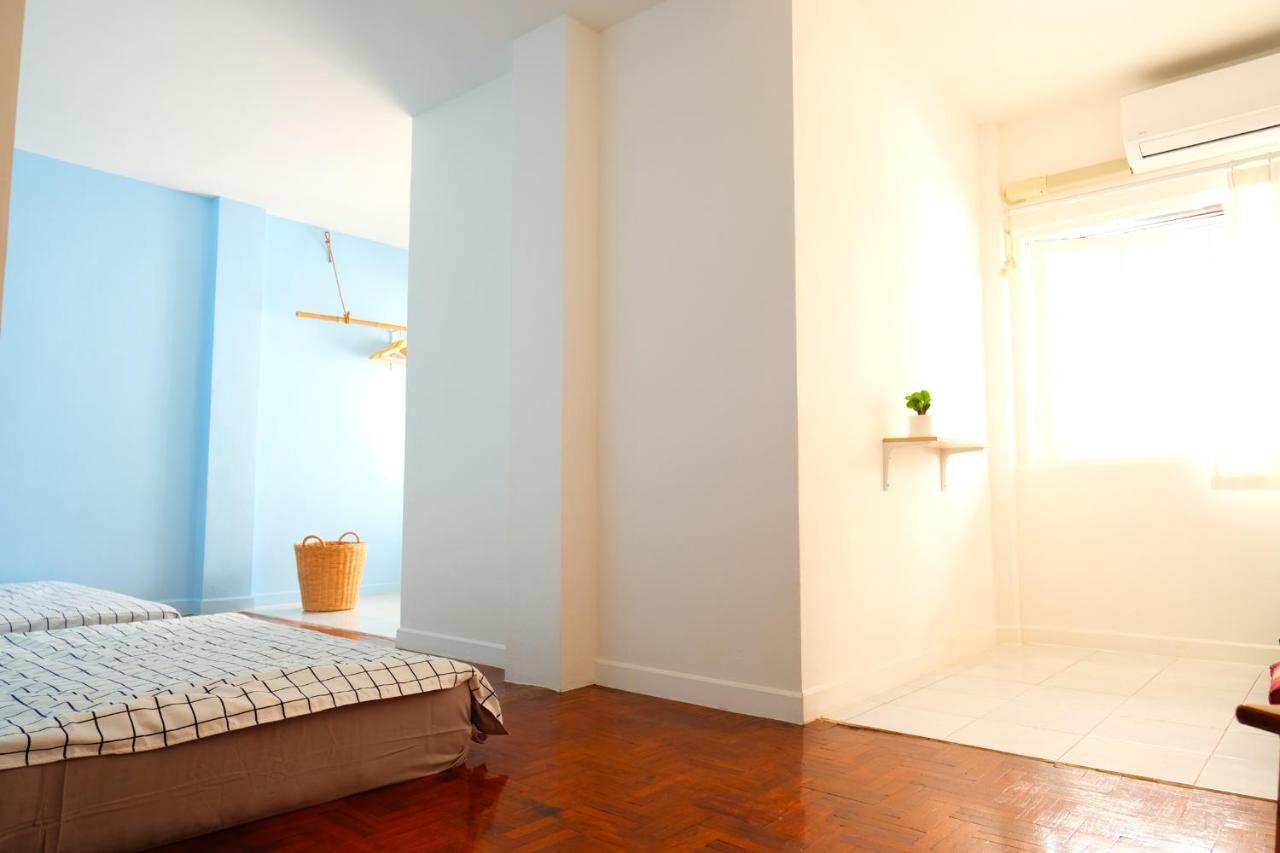 Float's House Homestay