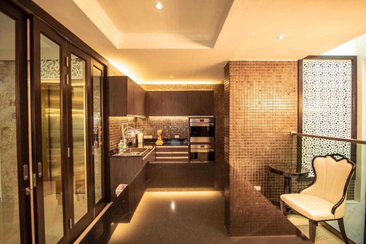 Nanta Glam Cm & Residences Hotel 4*