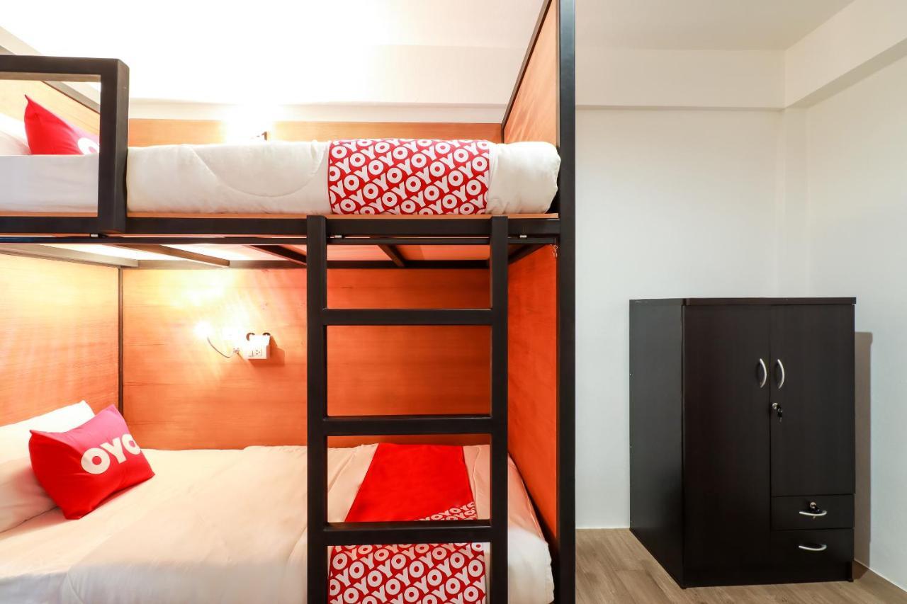 Oyo 489 Yak Hotel