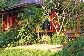 Baan Nam Ping Riverside Resort