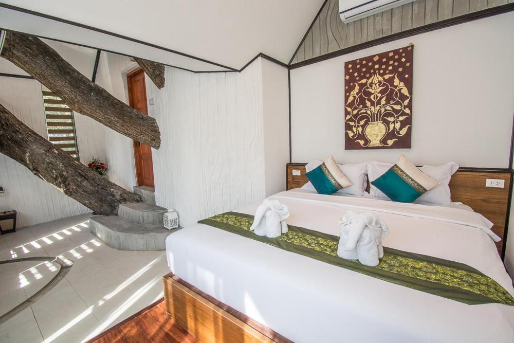 Resort E-outfitting Doikham 4*