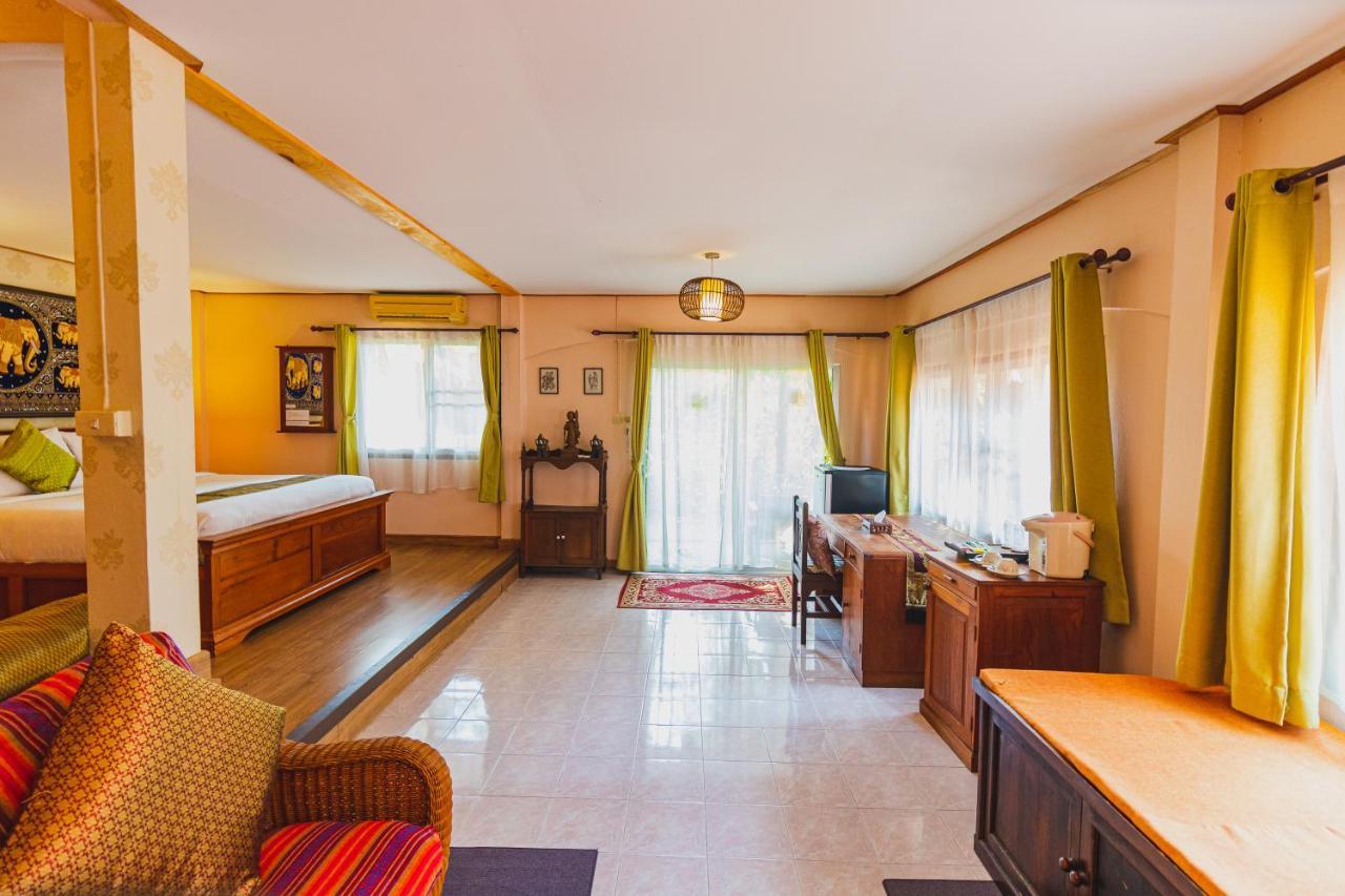 Joy's House & Tour 2* Chiang Mai