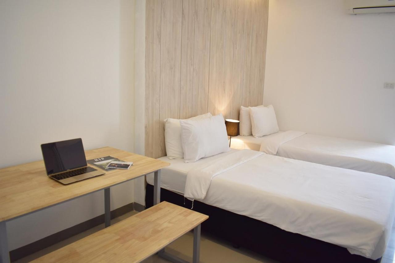 Loyy Hotel 3*