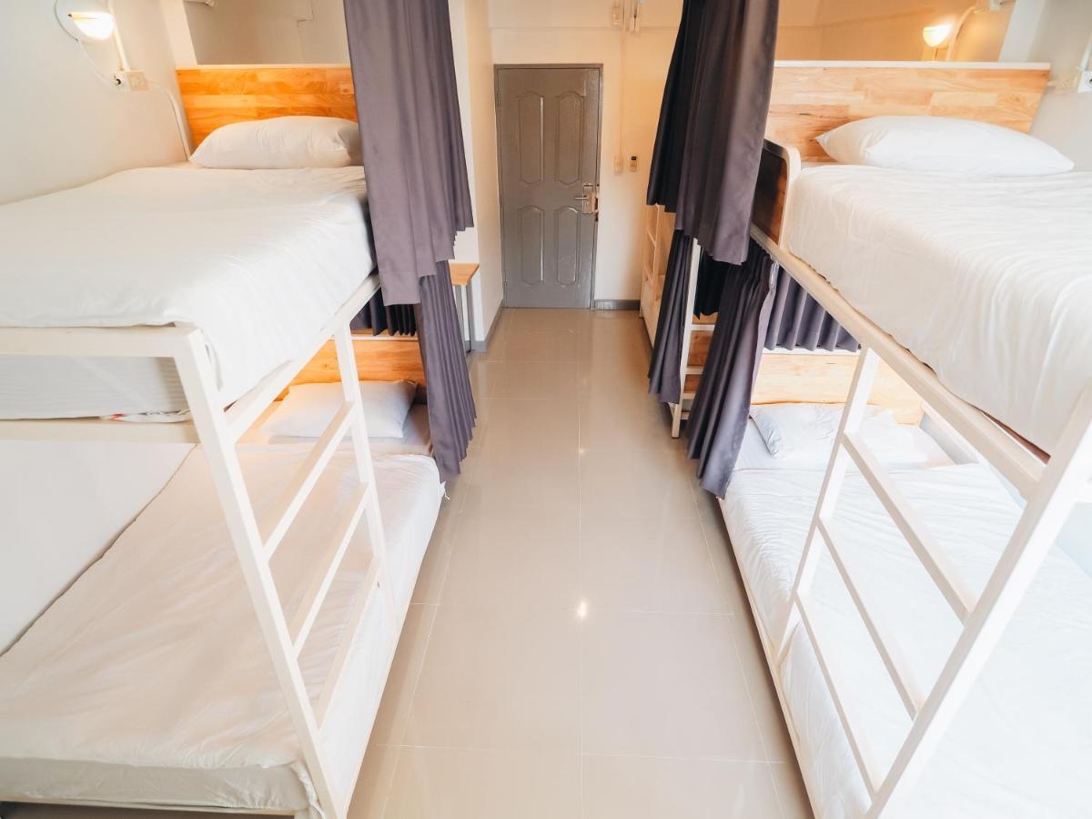 Hotel Loyy 3*