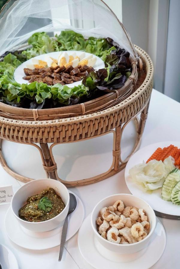 Nantra Chiangmai Riverfront Hotel 4*