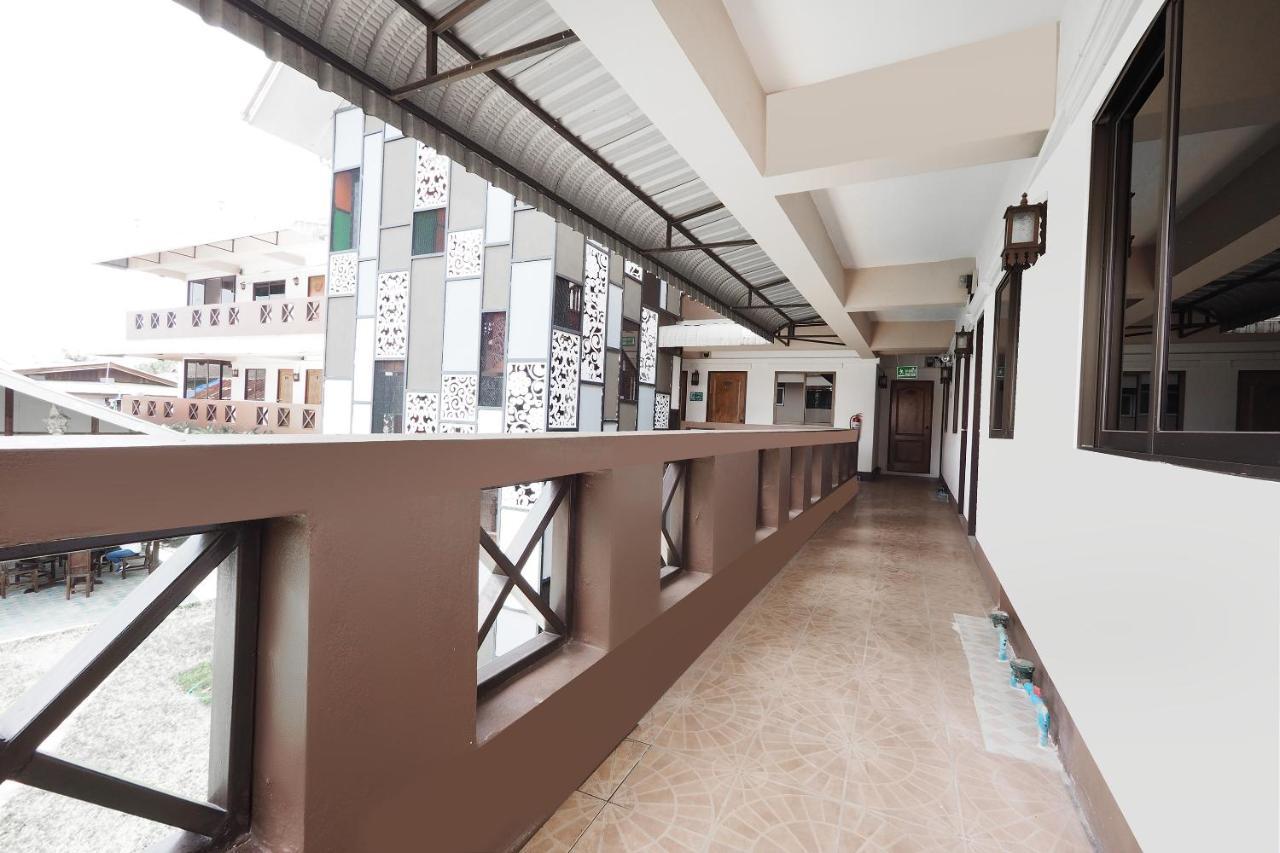 Hotel Oyo 817 Noble Thippanate 2*