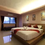 Gem Tree Premium Hotel