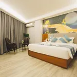 Thapae Twins Hotel