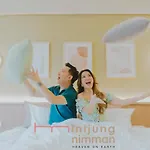 Mini Jung Midori