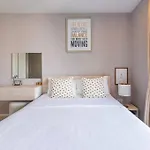 Modern Condo In Nimman