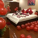 Thongran\'S House