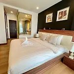 Cozy Luxury Condo @ The Astra