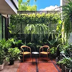 The Peaberry Boutique Hotel