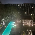 Escent Park Ville