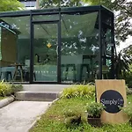 Himma Garden Condo,Wood