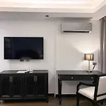 Glory Boutique Suites 清迈古城荣耀精品酒店