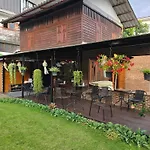 The Old City Rooms