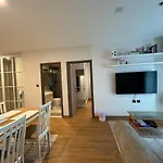 Bright Large Room 2B2B 73Sqm -Astra Sky River Rooftop Pool