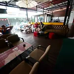 Basic Line Hotel @ Loikroh