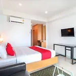 Oyo 374 Room Lanna Hotel