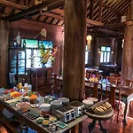 Ban Sabai Village Resort & Spa