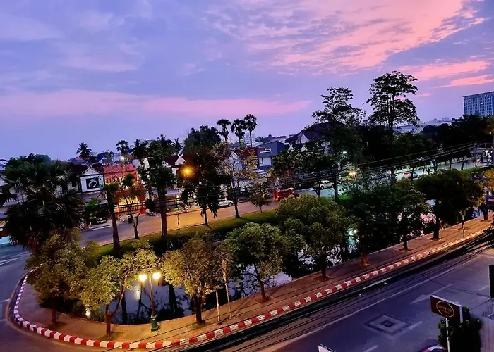 T2B Hostel