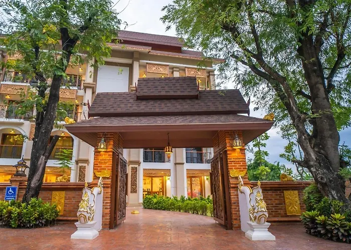 Siri Nakornpink Chiang Mai Hotel Sha Plus
