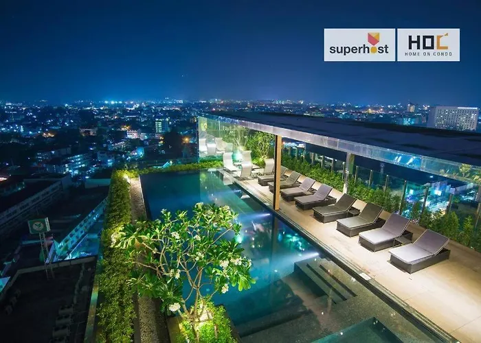 Cozy Luxury Condo @ The Astra
