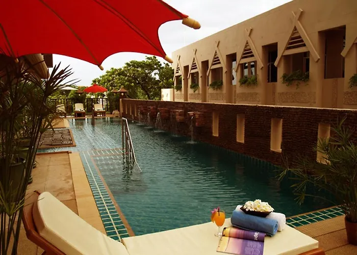 Maninarakorn Hotel