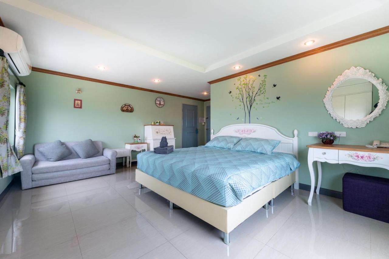 Hotel The Lilly 3*