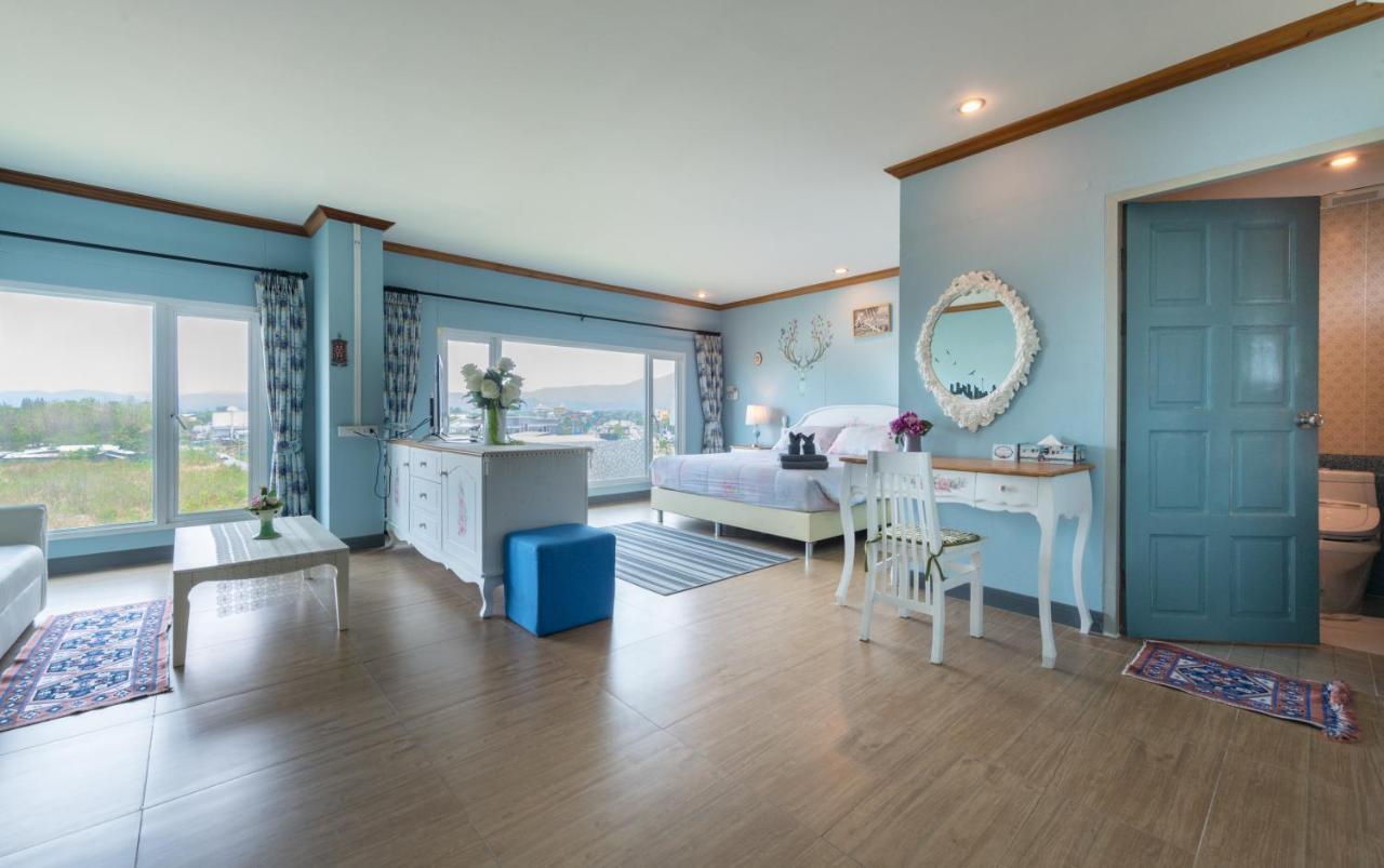The Lilly 3*