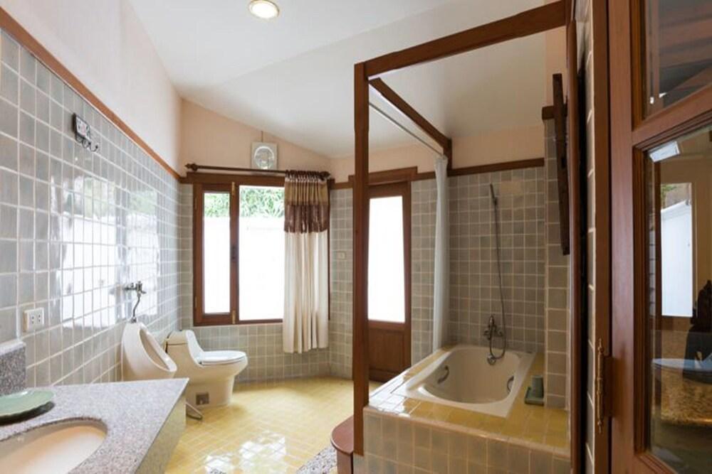 Mae Ping Hotel 3*